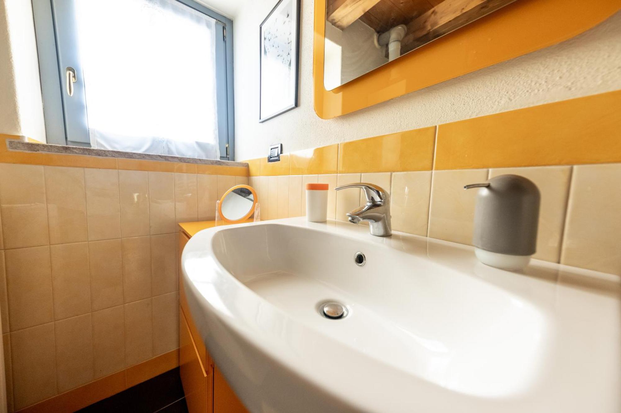 Alpine Apartment アオスタ エクステリア 写真